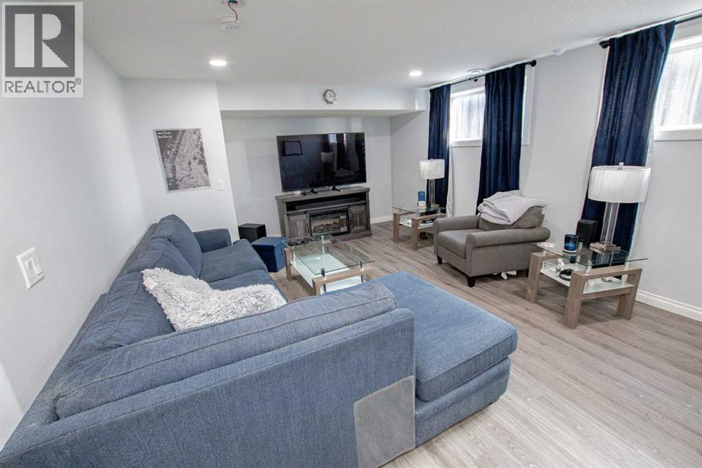12214 103A Street - 22