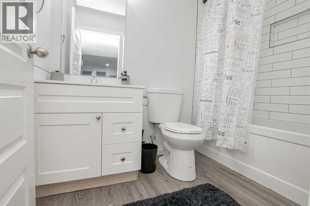 12214 103A Street - 26
