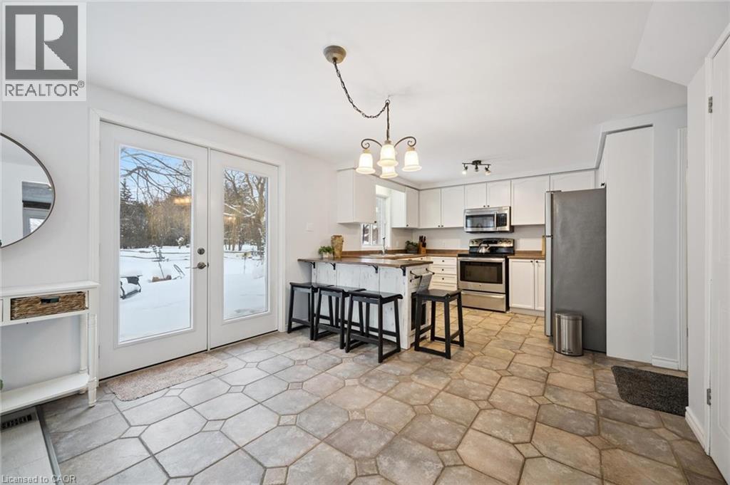 98 OLD MAPLE Lane - 17