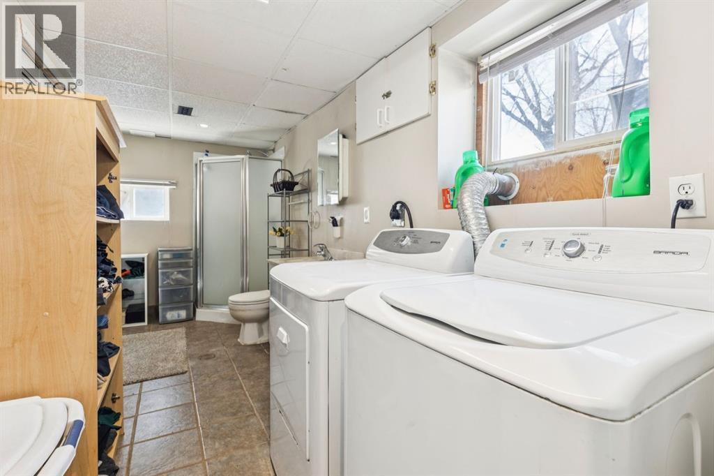 7417 24 Street SE - 23
