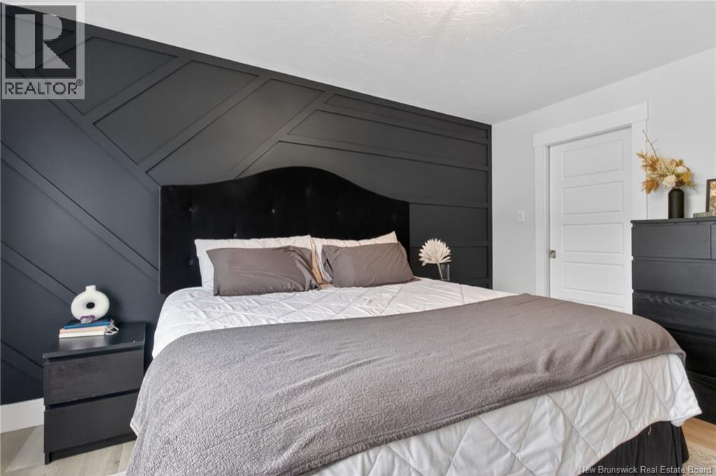 243 Lorette Street - 23