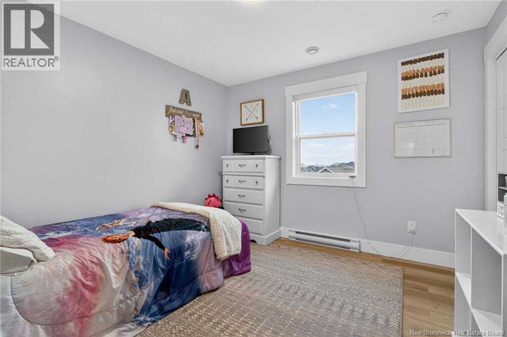 243 Lorette Street - 32