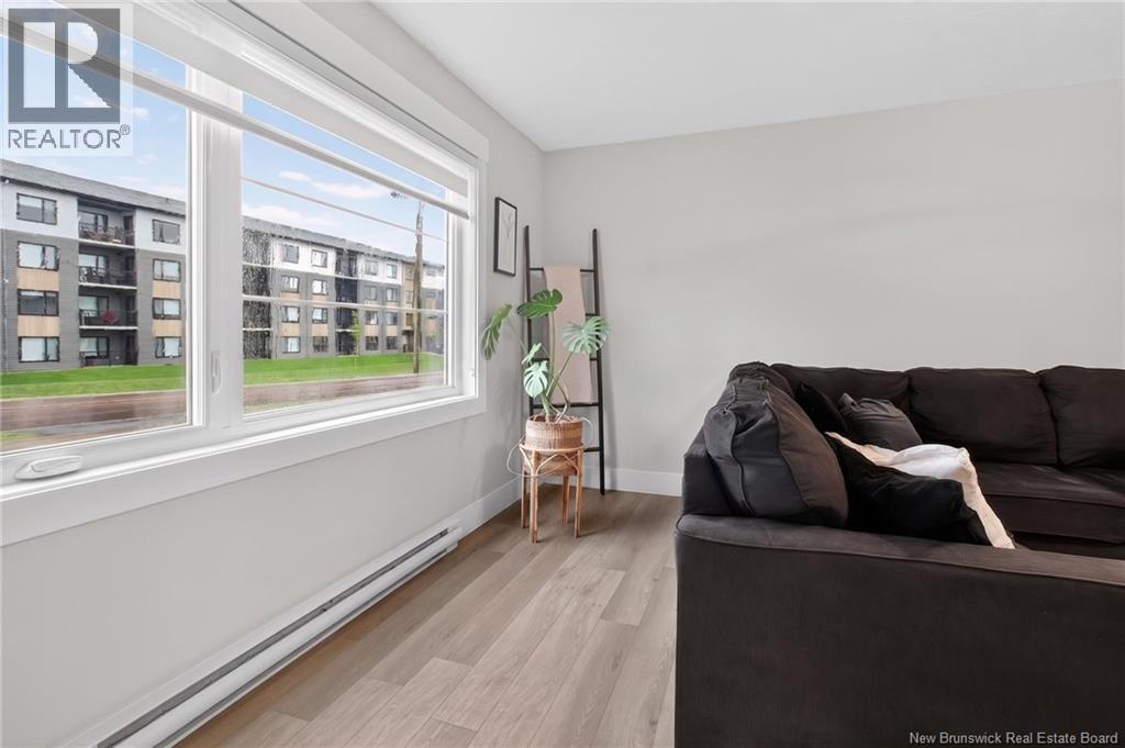 243 Lorette Street - 8