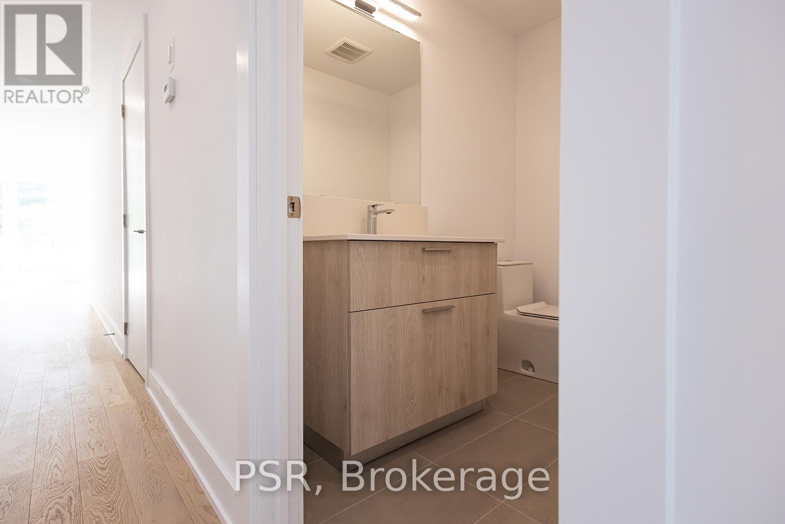 8 BAYPOINT COURT - 5