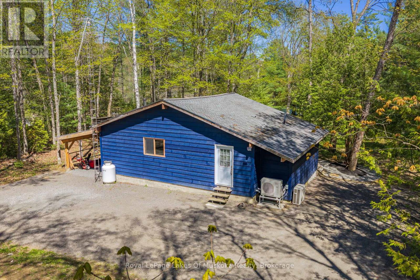 1213 SHERWOOD FOREST ROAD - 12