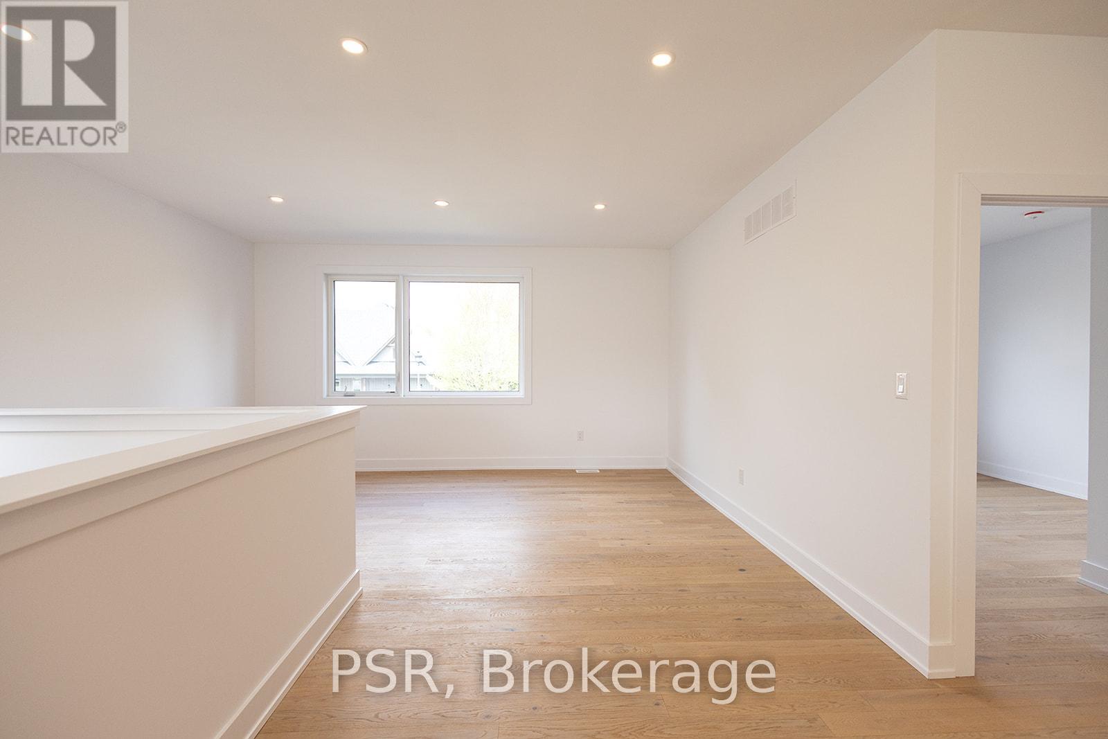 8 BAYPOINT COURT - 17