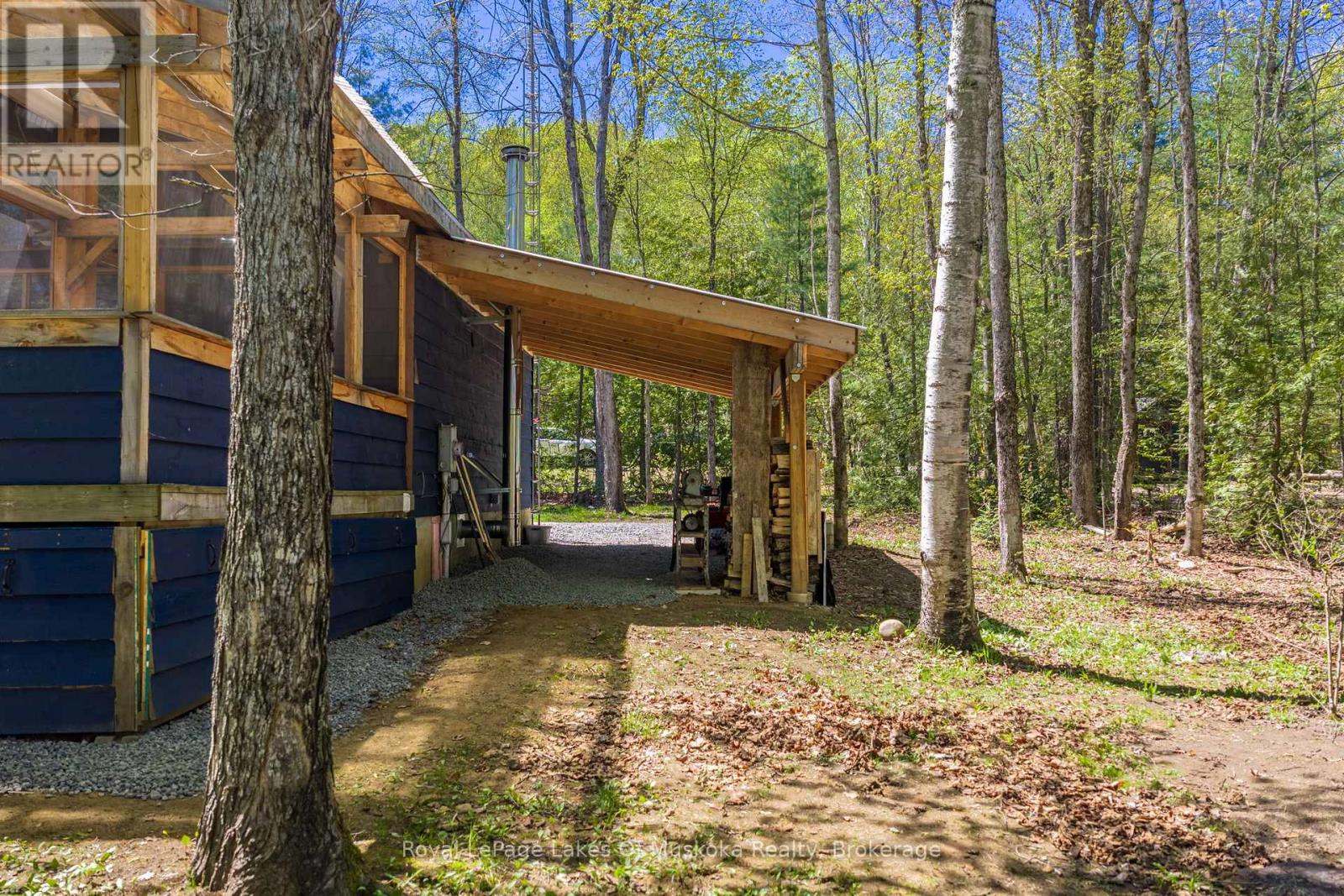 1213 SHERWOOD FOREST ROAD - 11