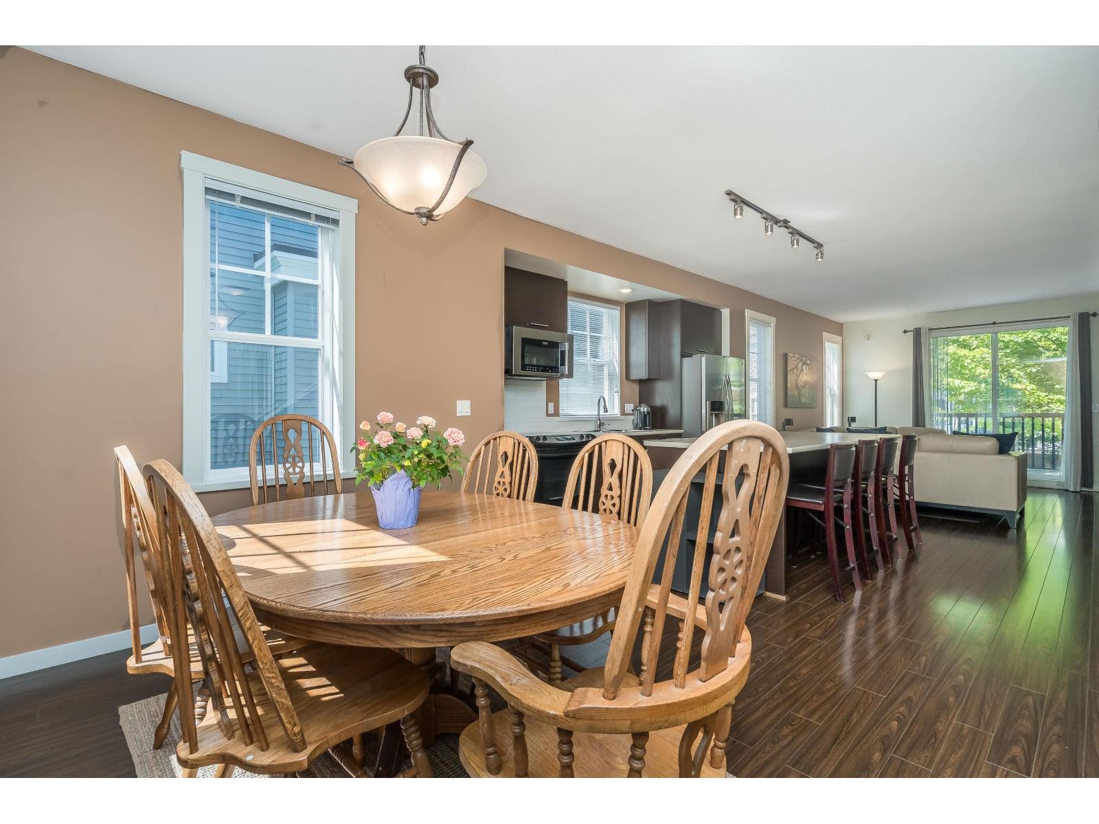 71 18983 72A AVENUE, Surrey