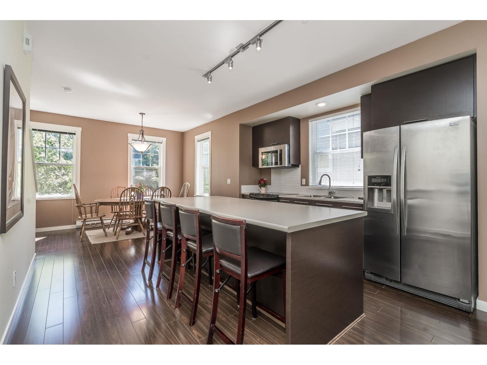 71 18983 72A AVENUE, Surrey