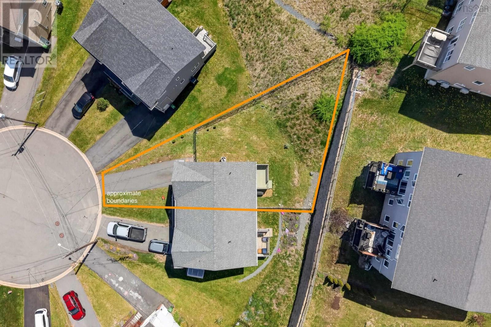 Property 3 of 50 of 22 Uprange Court
