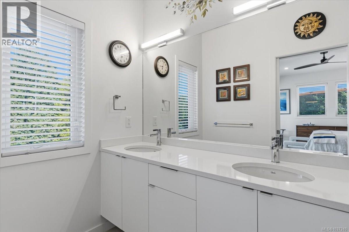 3096 107th St, Nanaimo