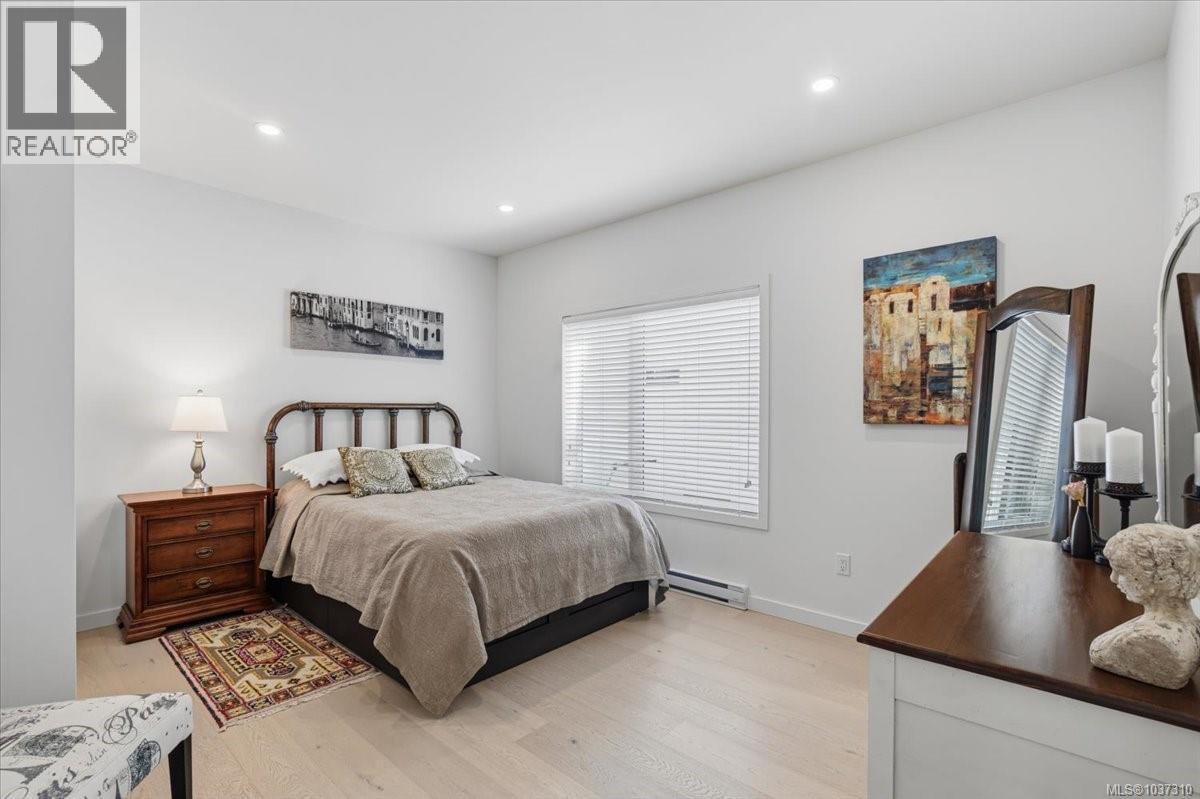 3096 107th St - 42