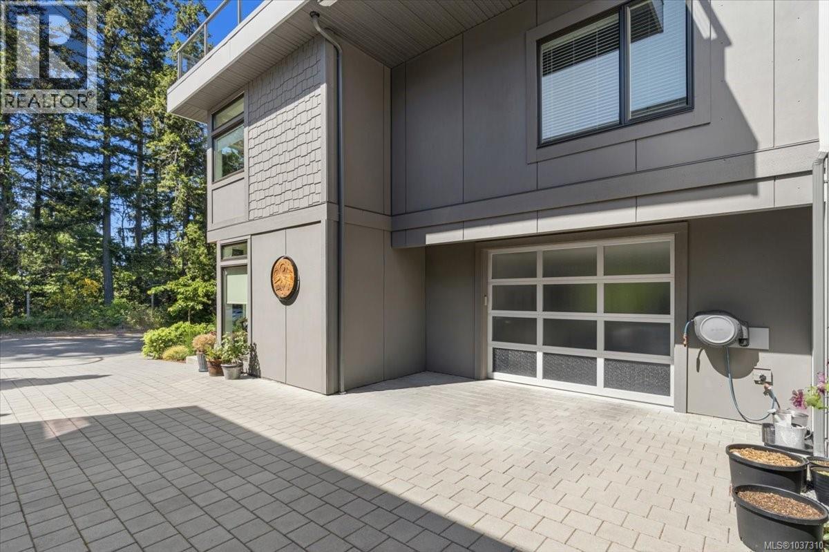 3096 107th St, Nanaimo