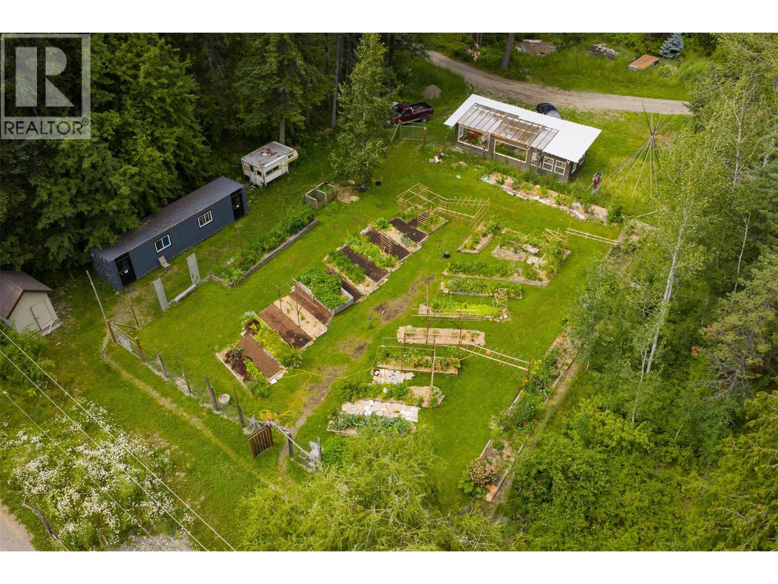 Hospitality for Sale in Kaslo – 5278 Amundsen Road, Kaslo - Image 12