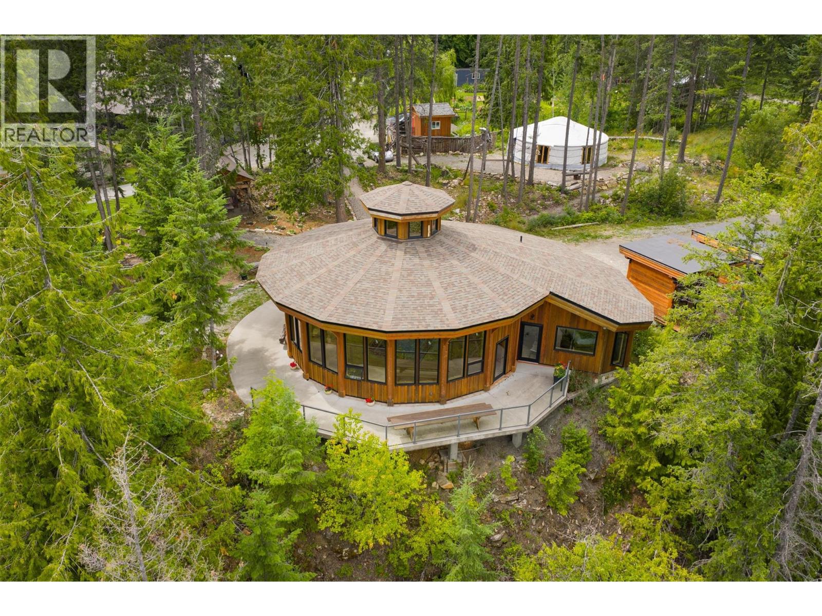 Hospitality for Sale in Kaslo – 5278 Amundsen Road, Kaslo - Image 6