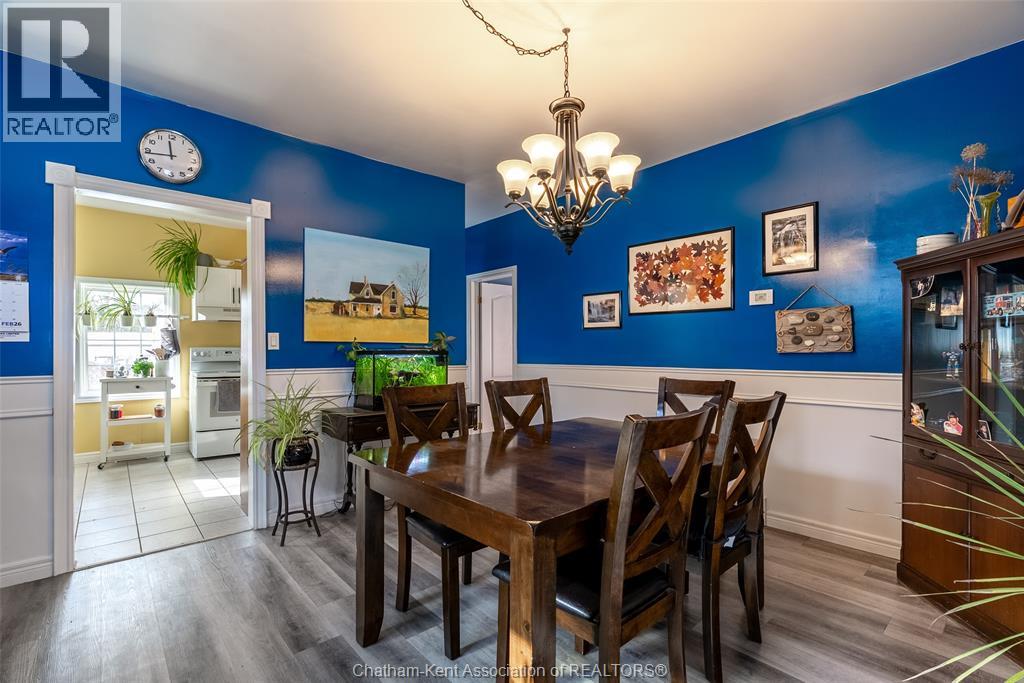 460 Queen STREET - 11