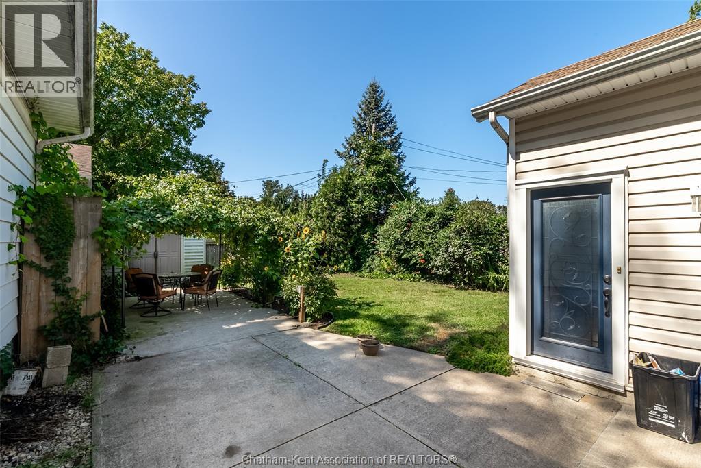 460 Queen STREET - 27