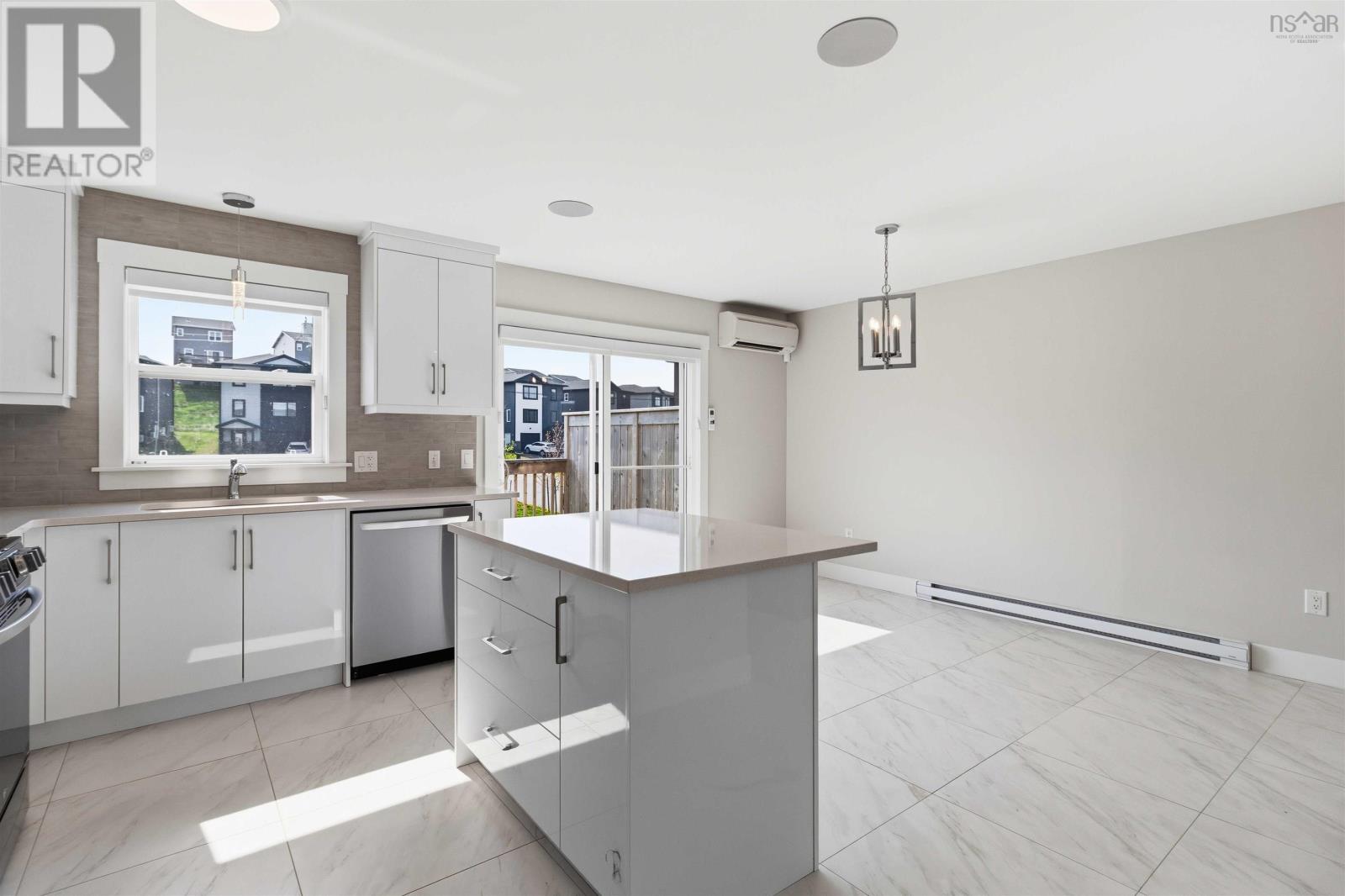 88 Flatrock Crescent - 11