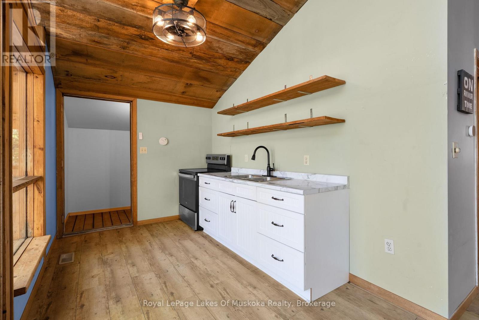 1213 SHERWOOD FOREST ROAD - 22