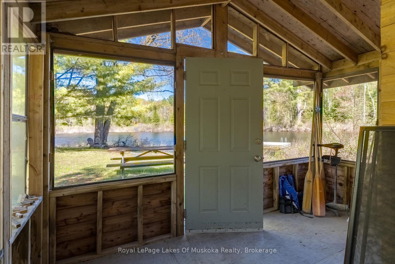 1213 SHERWOOD FOREST ROAD - 35