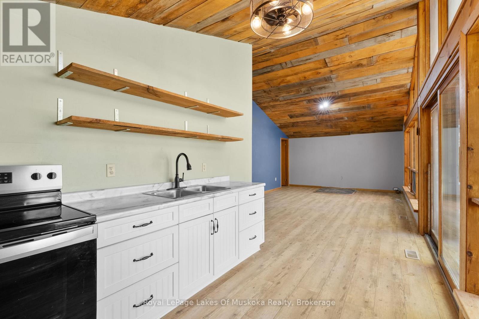 1213 SHERWOOD FOREST ROAD - 23