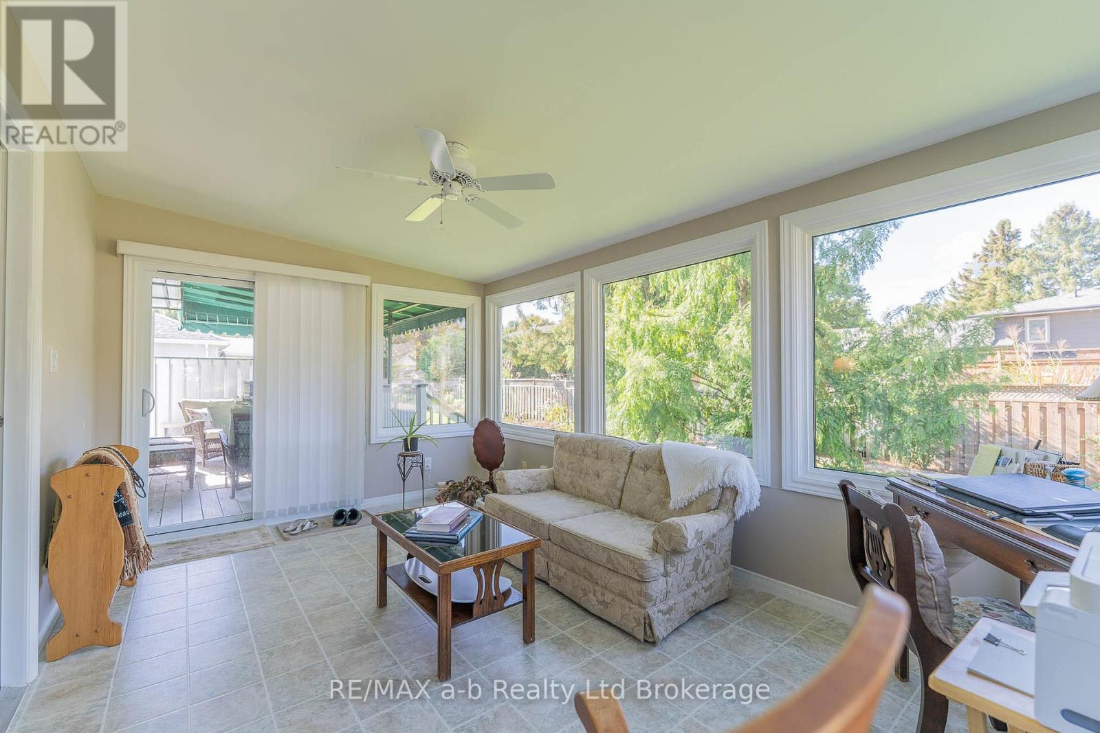 23 ARMSTRONG DRIVE - 14