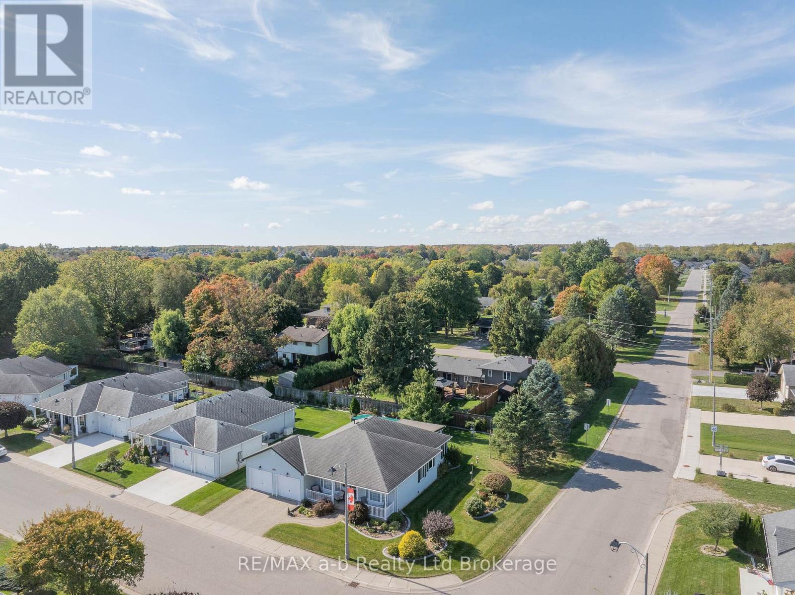 23 ARMSTRONG DRIVE - 37