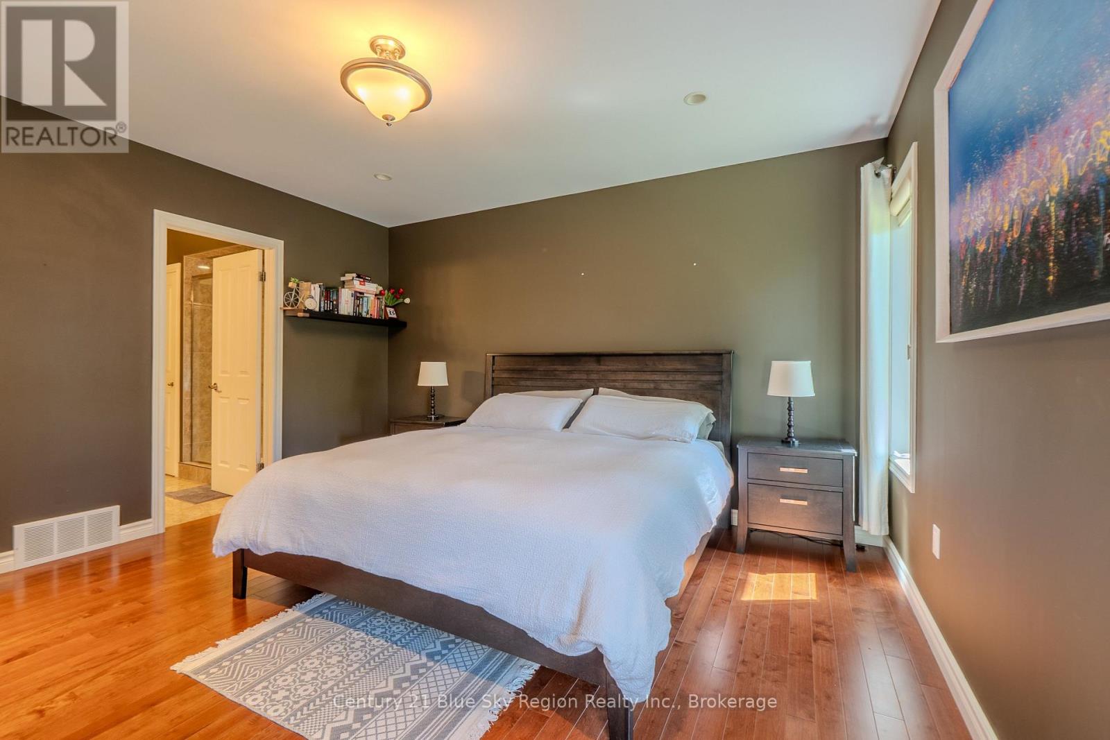 10 LINDEN LANE - 25