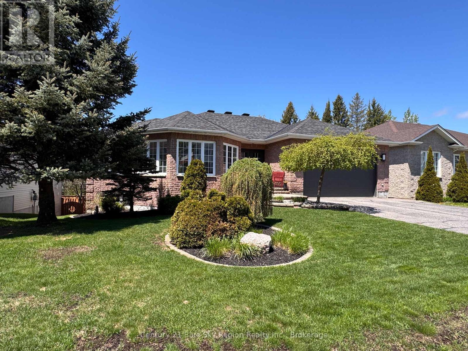 125 BAIN DRIVE - Image 2