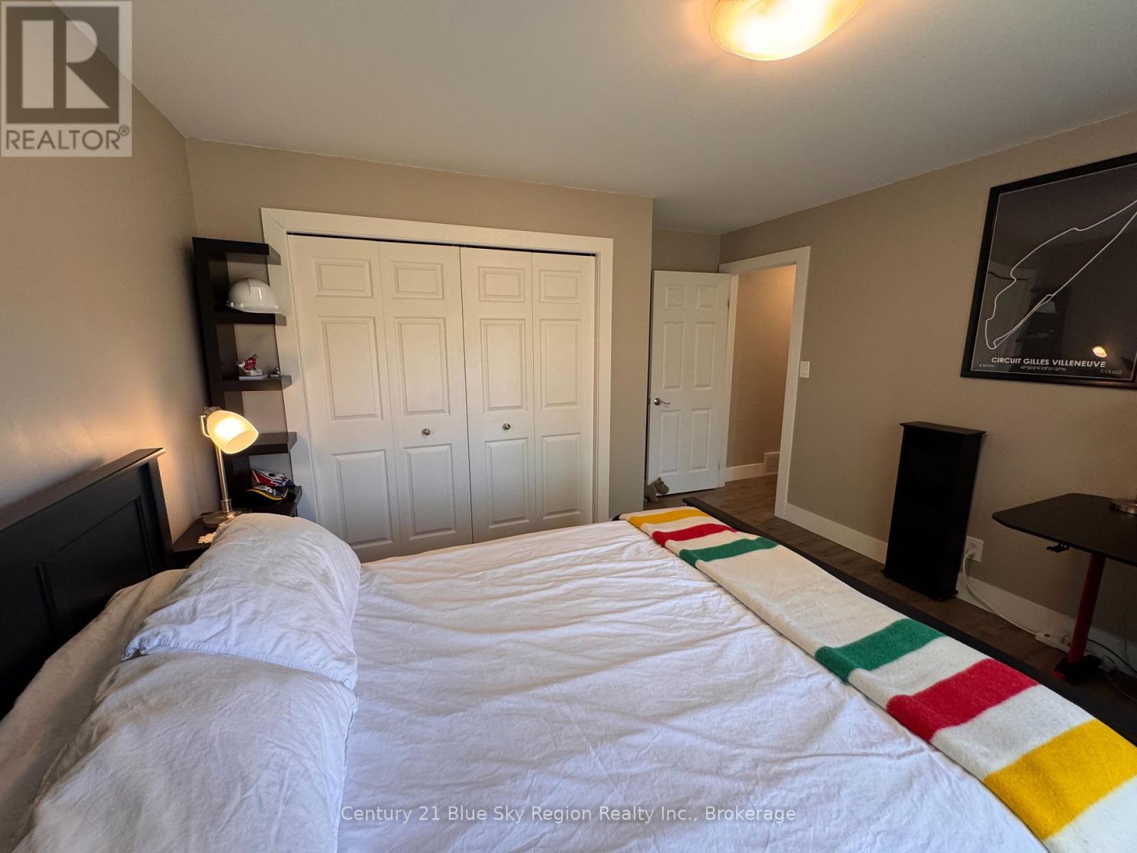 125 BAIN DRIVE - 24