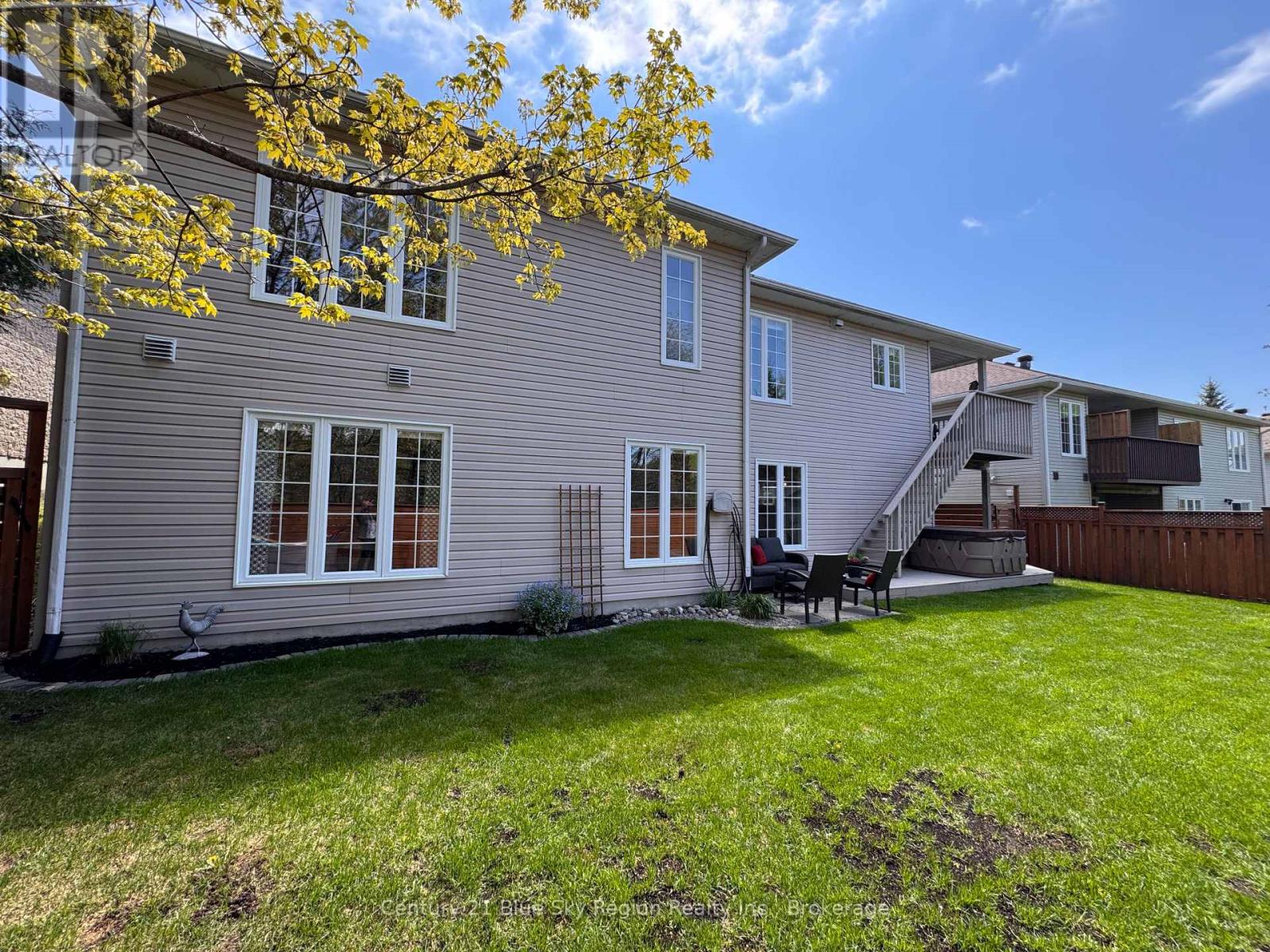 125 BAIN DRIVE - 30