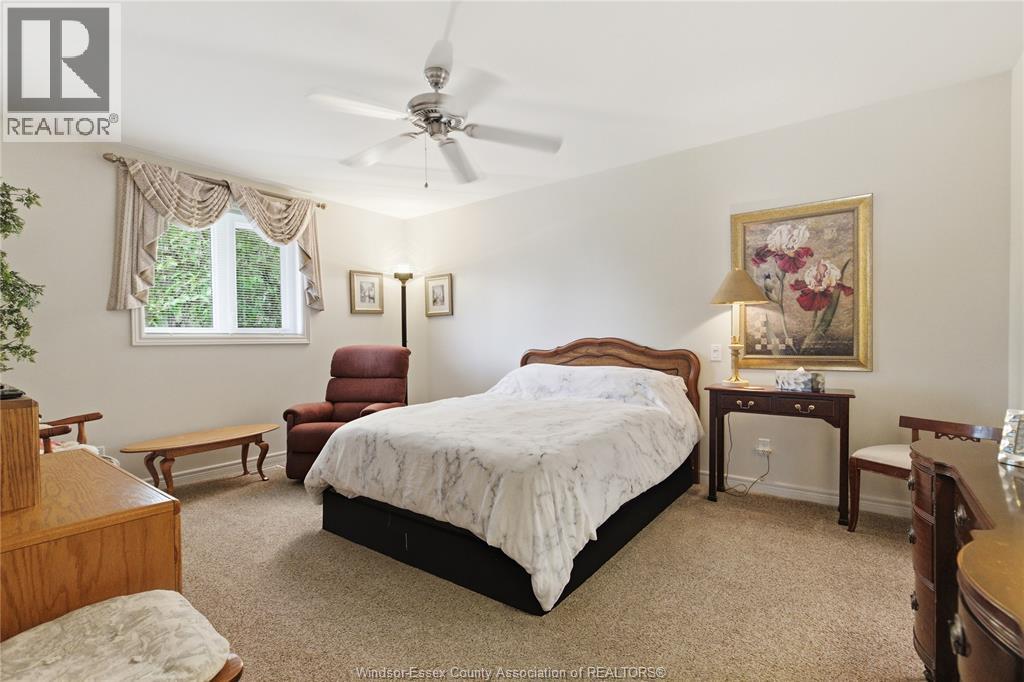 1588 WHITEWOOD DRIVE - 10
