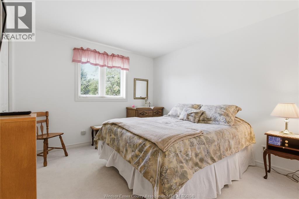 1588 WHITEWOOD DRIVE - 13