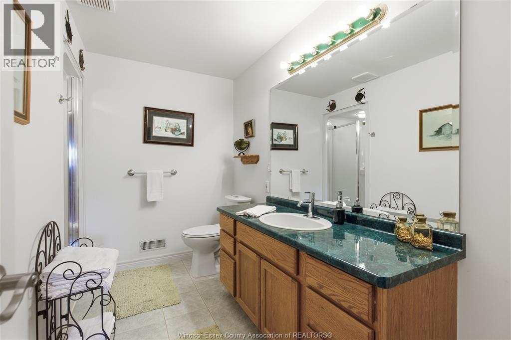 1588 WHITEWOOD DRIVE - 20