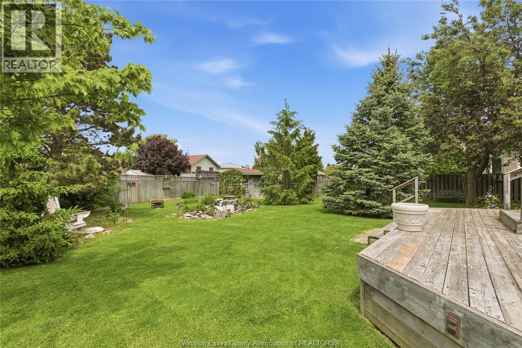 1588 WHITEWOOD DRIVE - 23
