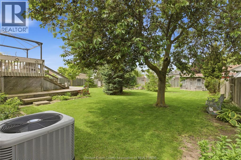 1588 WHITEWOOD DRIVE - 24