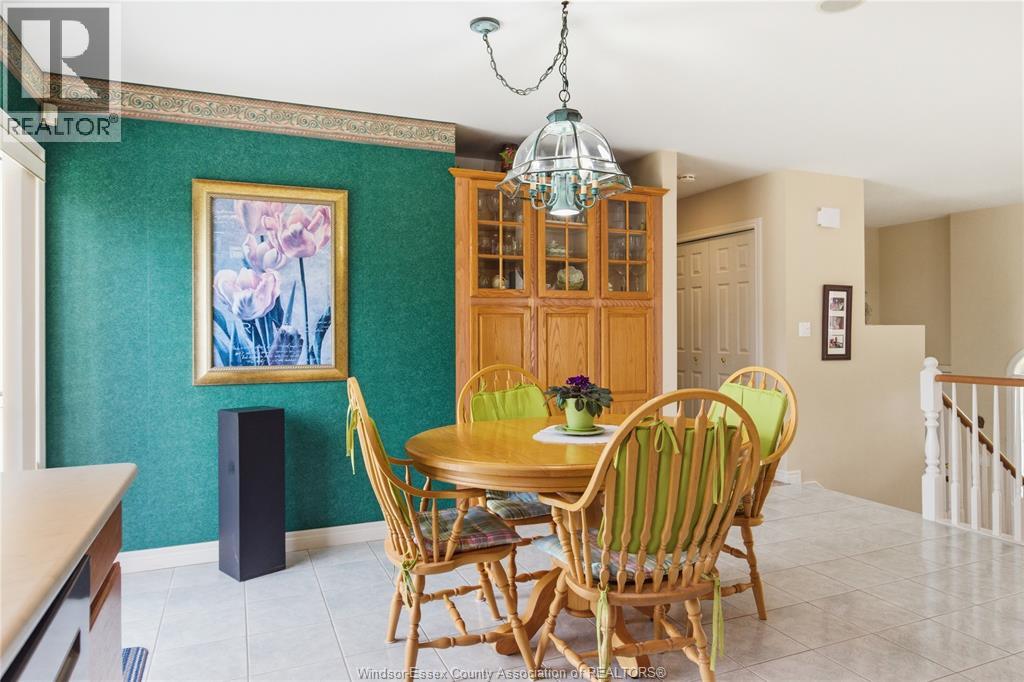 1588 WHITEWOOD DRIVE - 9