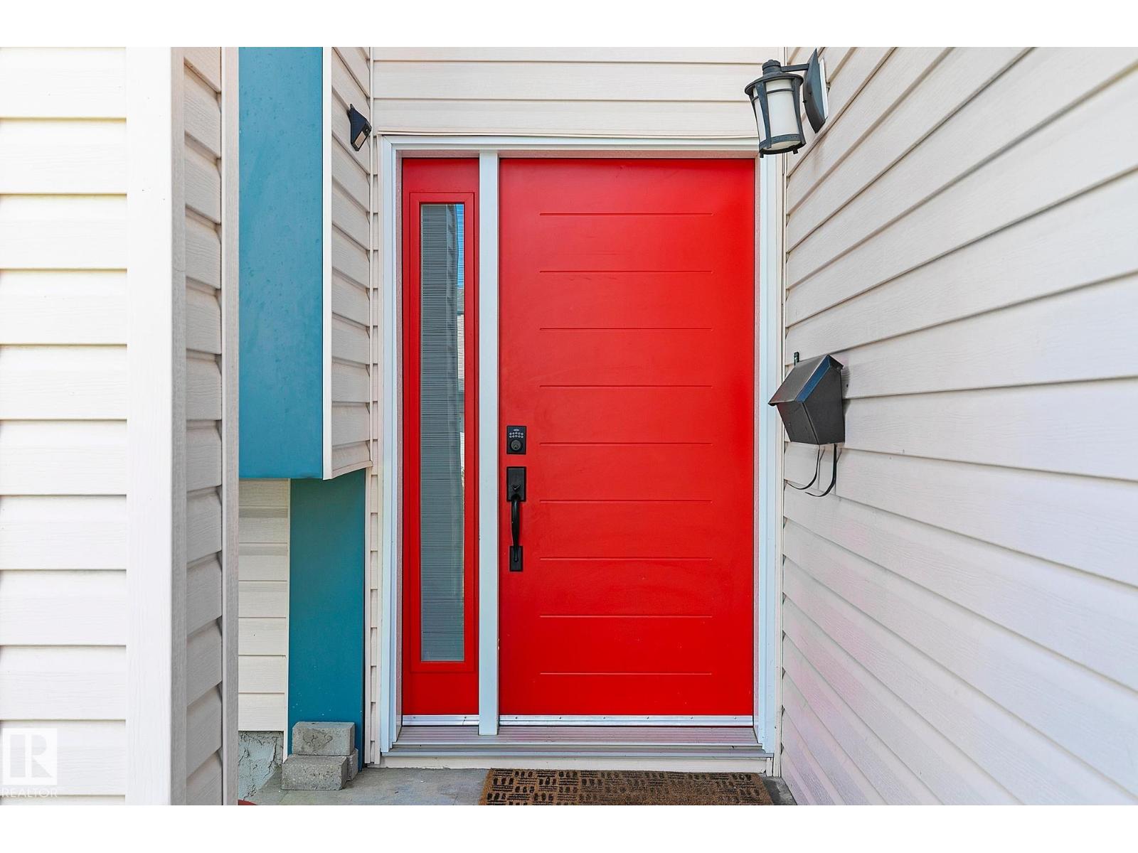 3205 41A AV NW - Image 2