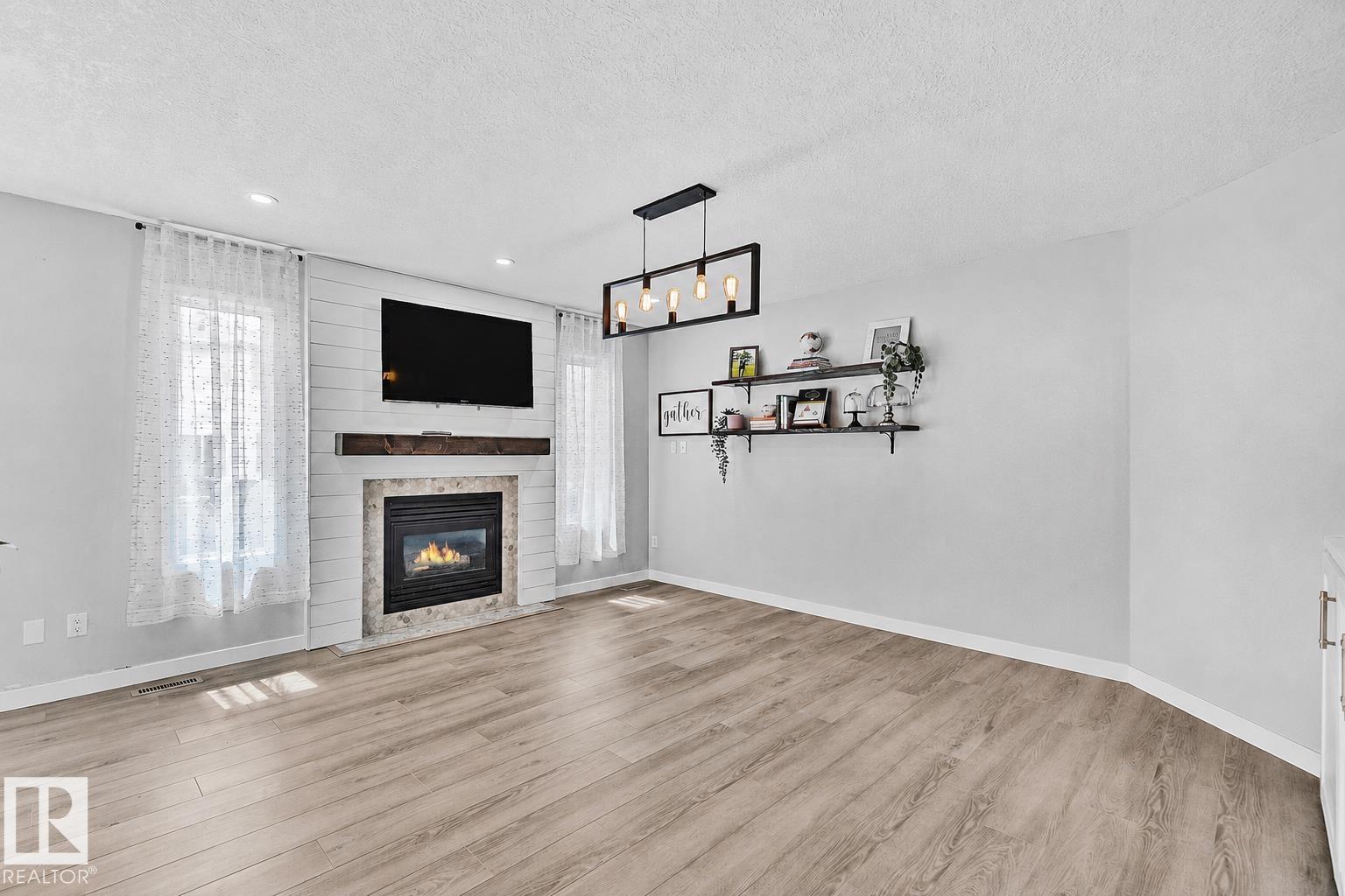 3205 41A AV NW - 7