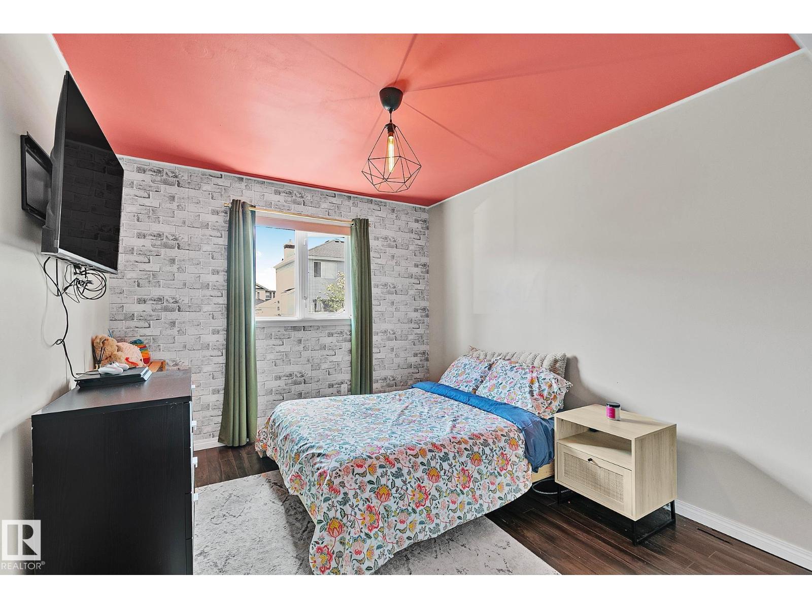 3205 41A AV NW - 21