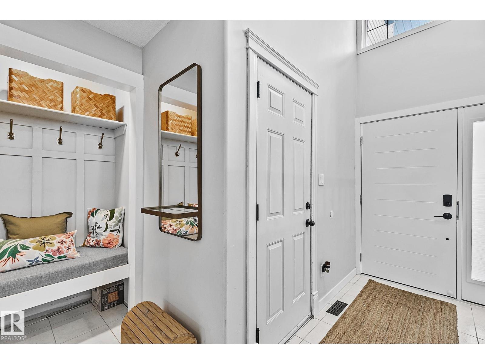 3205 41A AV NW - Image 3