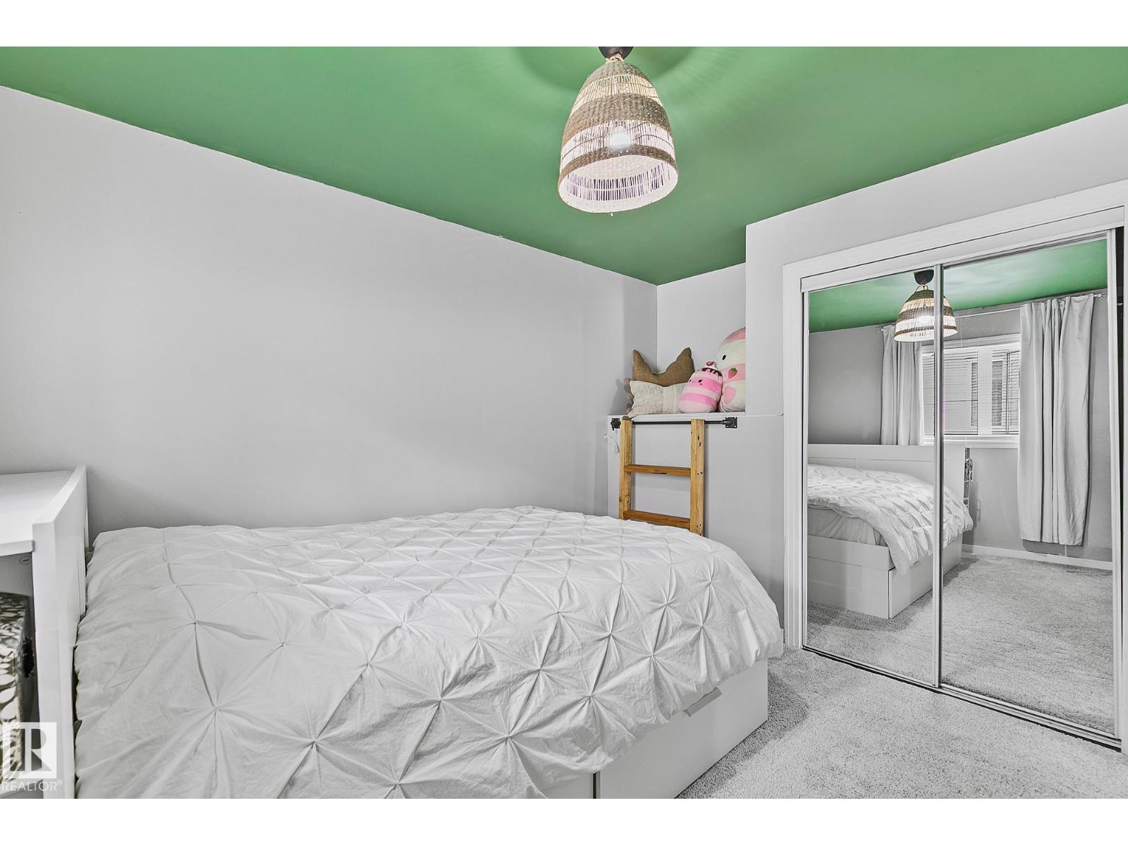 3205 41A AV NW - 25