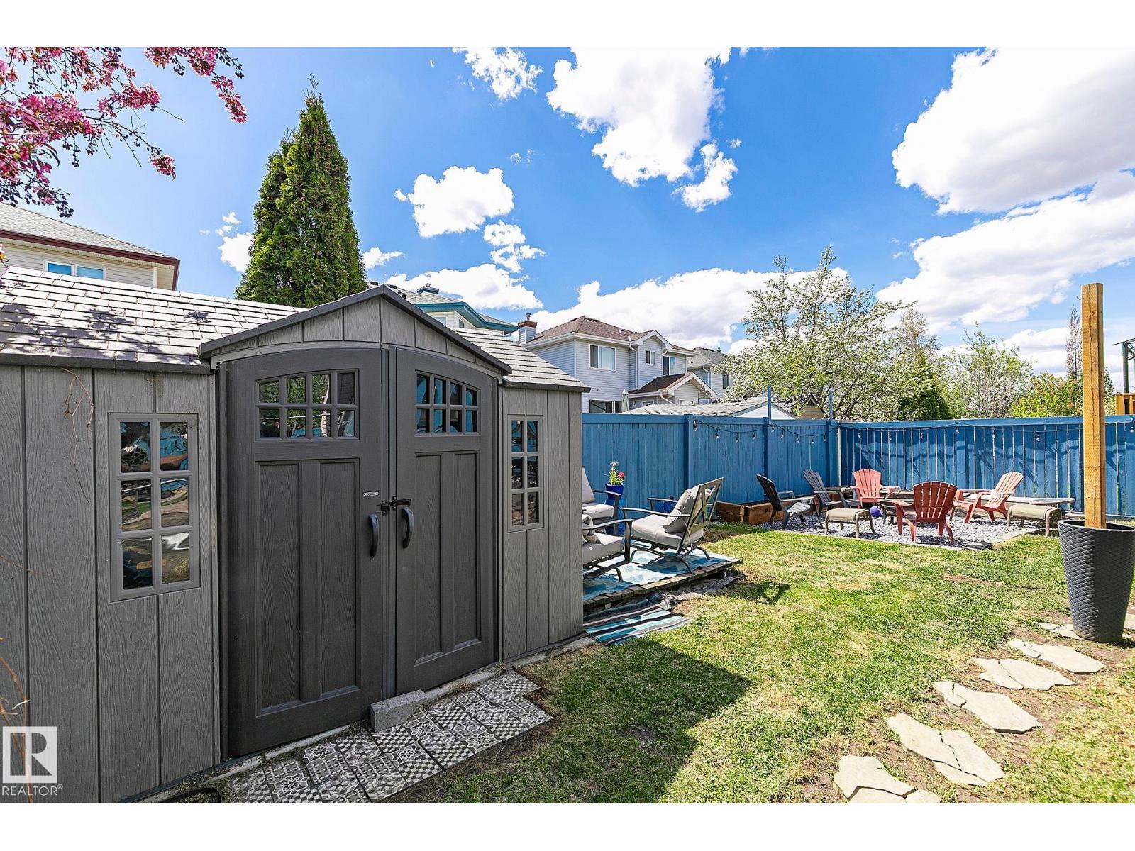 3205 41A AV NW - 48