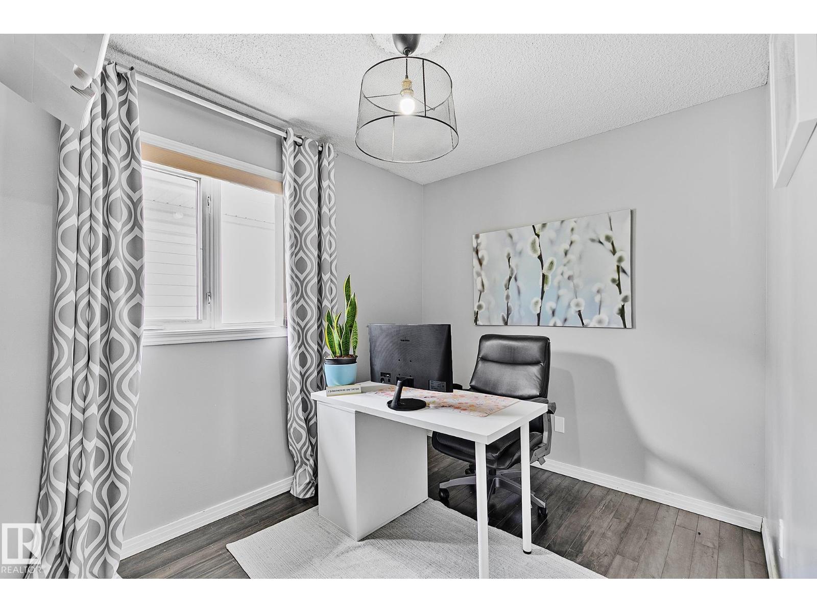3205 41A AV NW - 22