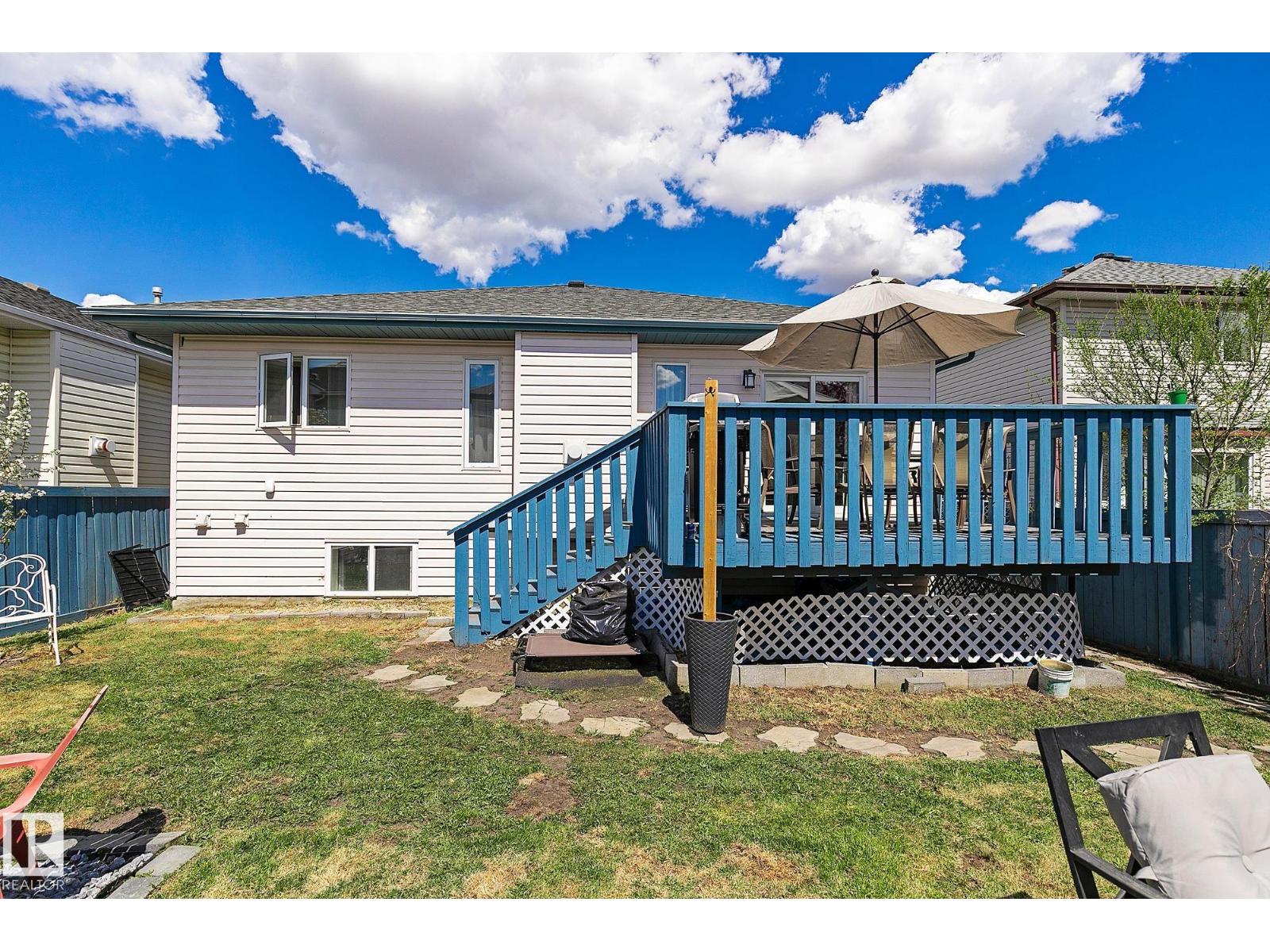 3205 41A AV NW - 50