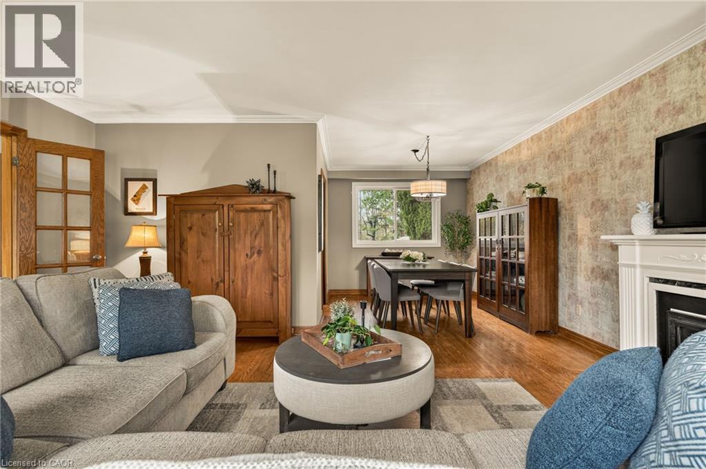 5119 CHERRYHILL Crescent - 4