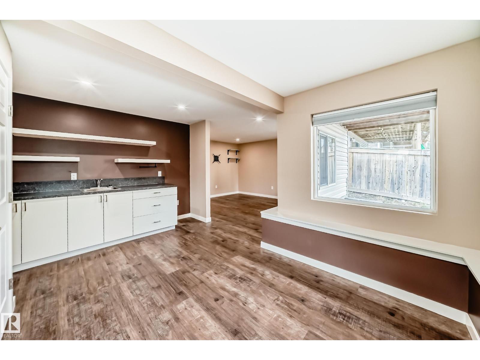 54 Royal Elm RD NW - 30