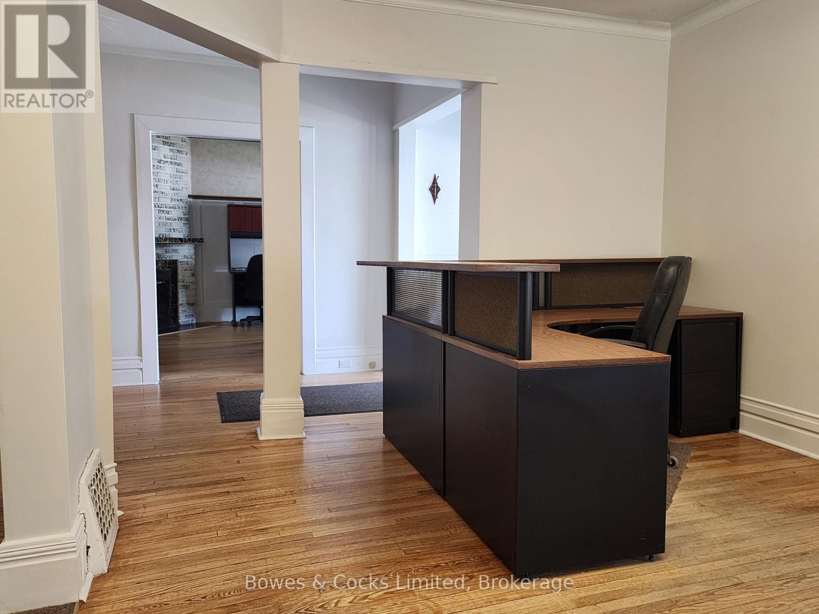 124 MAPLE AVENUE - 10