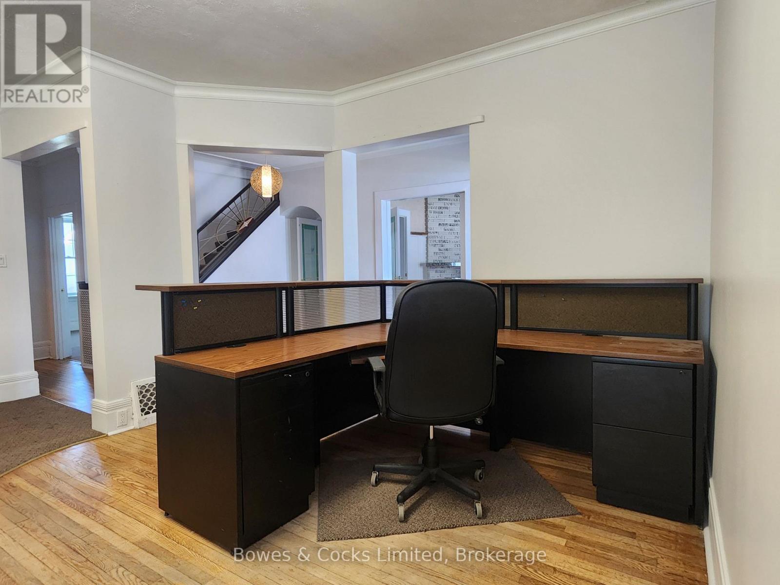 124 MAPLE AVENUE - 13