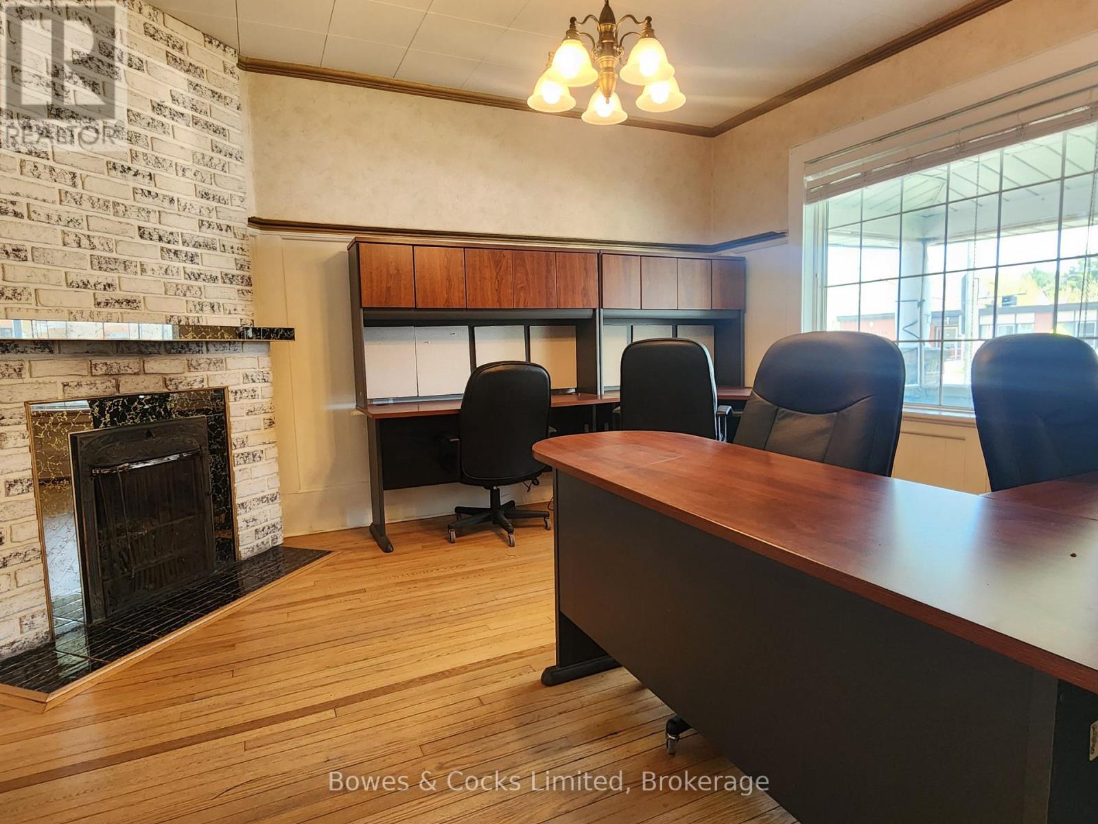124 MAPLE AVENUE - 16